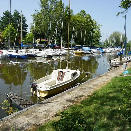 Ida * Balatonmáriafürdő