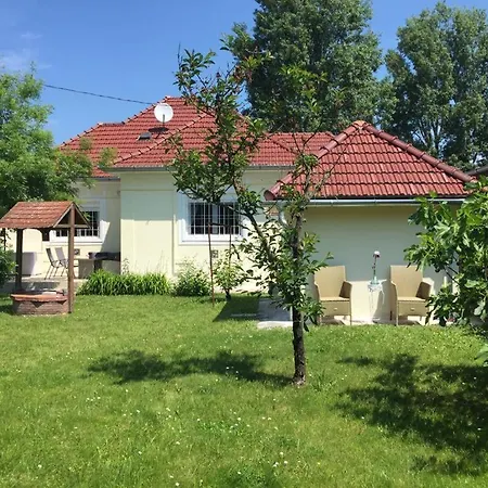 Ida Holiday home